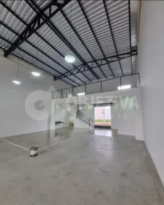 Galpão/Depósito/Armazém para alugar, 350m² no Grand Ville, Uberlândia