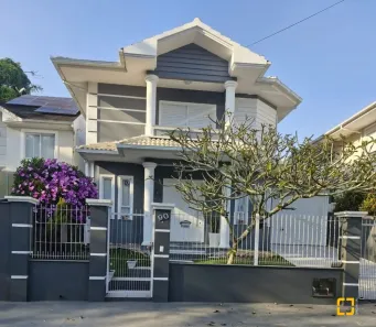 Casa com 4 Quartos à venda, 240m² no Santa Mônica, Florianópolis