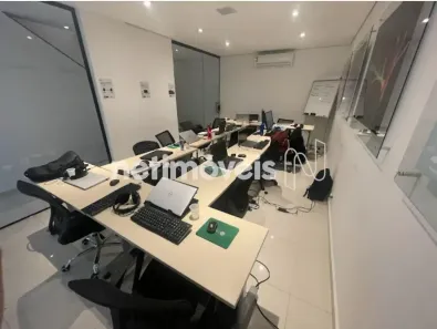 Sala Comercial para alugar, 30m² no Jardim das Acácias, São Paulo