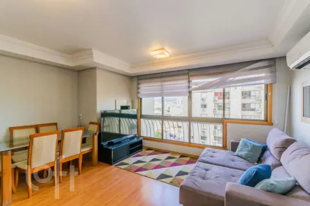 Apartamento com 3 Quartos à venda, 87m² no Passo da Areia, Porto Alegre