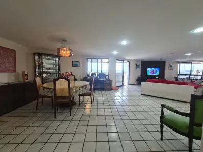 Apartamento com 4 Quartos à venda, 247m² no Tirol, Natal