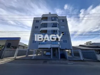 Apartamento com 2 Quartos para alugar, 60m² no Aririú, Palhoça