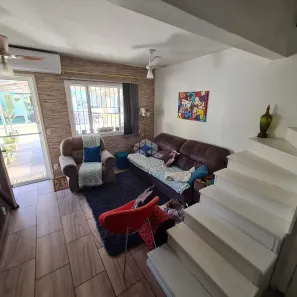 Casa de Condomínio com 3 Quartos à venda, 100m² no Rio Branco, Canoas