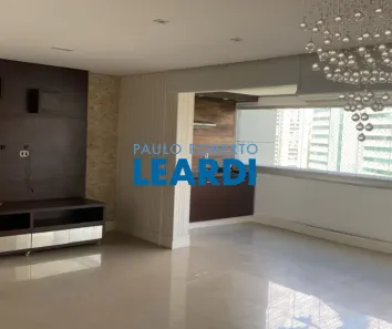 Apartamento com 3 Quartos à venda, 172m² no Jardim Londrina, São Paulo