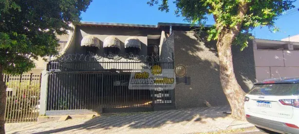 Casa com 3 Quartos para alugar, 255m² no Jardim Alexandre Campos, Uberaba