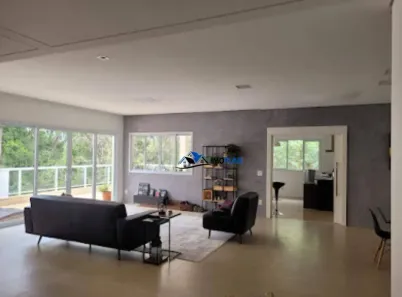 Casa de Condomínio com 3 Quartos para alugar, 493m² no Caxambu, Jundiaí