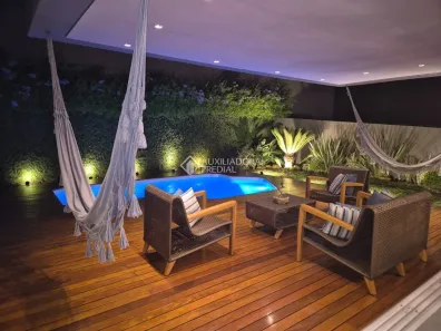 Casa de Condomínio com 3 Quartos para alugar, 359m² no Vila Nova, Porto Alegre