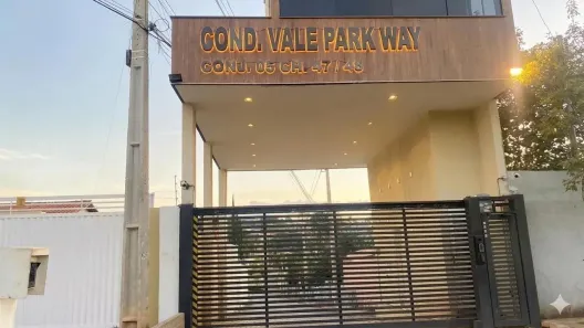 Sobrado com 3 Quartos à venda, 260m² no Setor Habitacional Arniqueira, Brasília