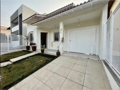 Casa com 3 Quartos à venda, 112m² no Mário Quintana, Porto Alegre