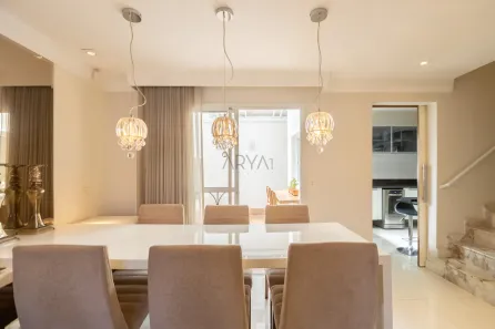 Sobrado com 3 Quartos à venda, 146m² no Santa Felicidade, Curitiba