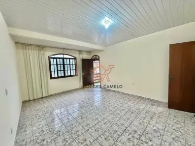 Casa com 3 Quartos para alugar, 120m² no Ouro Preto, Belo Horizonte