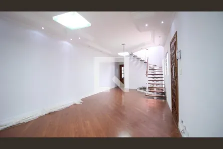Casa com 3 Quartos à venda, 227m² no Vila Ema, São Paulo