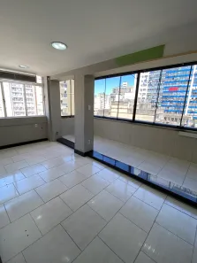 Sala Comercial para alugar, 280m² no Centro Histórico, Porto Alegre