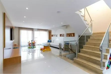Casa com 3 Quartos à venda, 300m² no Vila Maria Alta, São Paulo