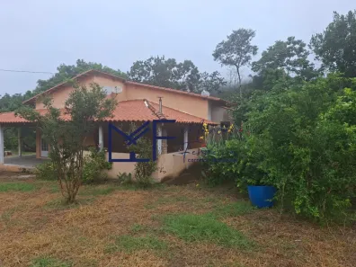 Fazenda/Sítio com 3 Quartos à venda, 200000m² no Santos Dumont, Pará de Minas