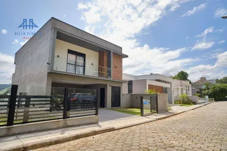 Casa de Condomínio com 3 Quartos à venda, 280m² no Córrego Grande, Florianópolis