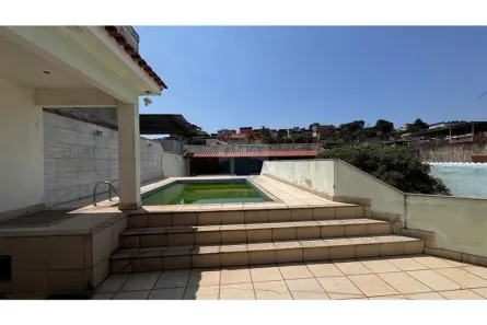 Casa com 5 Quartos à venda, 400m² no Jardim Gramacho, Duque de Caxias