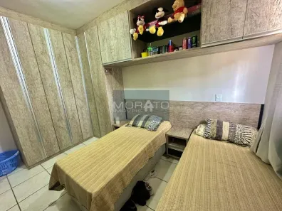 Casa com 2 Quartos à venda, 105m² no Novo Progresso, Contagem