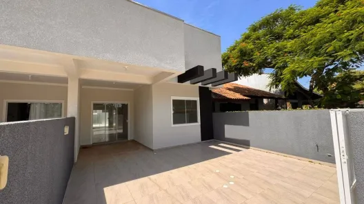 Casa com 3 Quartos à venda, 90m² no Barra do Saí, Itapoá