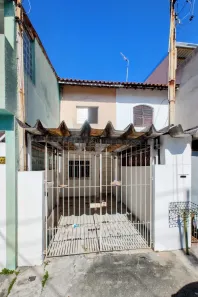 Casa com 2 Quartos à venda, 99m² no Parque Pinheiros, Taboão da Serra