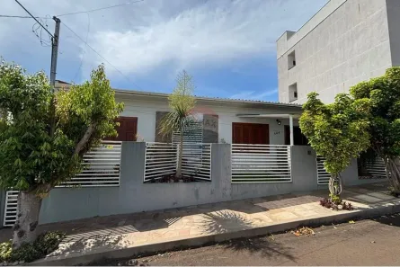 Casa com 4 Quartos à venda, 171m² no Constantina, Constantina