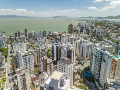 Apartamento com 3 Quartos à venda, 146m² no Centro, Florianópolis
