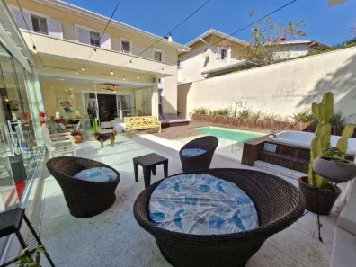Casa de Condomínio com 3 Quartos à venda, 450m² no Bosque do Vianna, Cotia