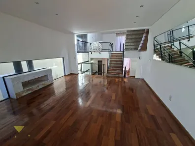 Casa de Condomínio com 3 Quartos para alugar, 150m² no Vila Oliveira, Mogi das Cruzes