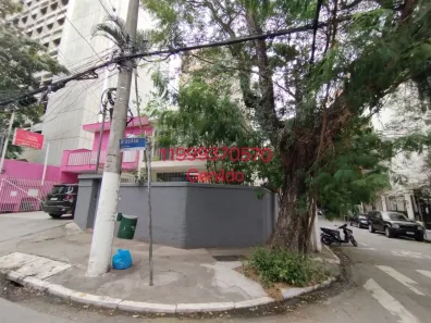 Sobrado com 4 Quartos para alugar, 250m² no Itaim Bibi, São Paulo