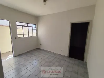 Casa com 2 Quartos para alugar, 67m² no Vila Santa Eliza, Mogi Mirim