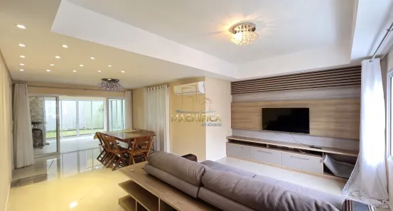 Casa de Condomínio com 4 Quartos à venda, 250m² no Cidade Industrial, Curitiba