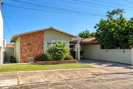 Casa com 3 Quartos à venda, 216m² no Jardim Nossa Senhora Auxiliadora, Campinas