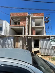 Casa com 3 Quartos à venda, 213m² no Jardim Vitória, Macaé