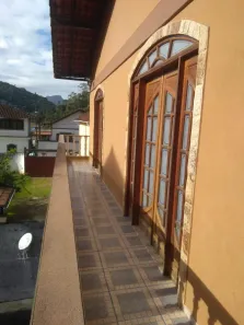 Casa com 3 Quartos à venda, 100m² no Mosela, Petrópolis