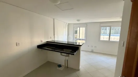 Apartamento com 1 Quarto para alugar, 29m² no Centro Histórico, Porto Alegre