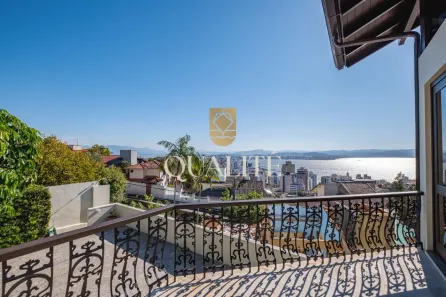 Casa com 4 Quartos à venda, 400m² no Centro, Florianópolis