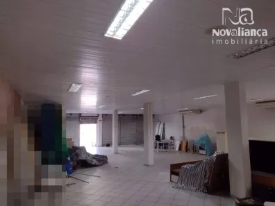Ponto Comercial para alugar, 210m² no Praia de Itaparica, Vila Velha