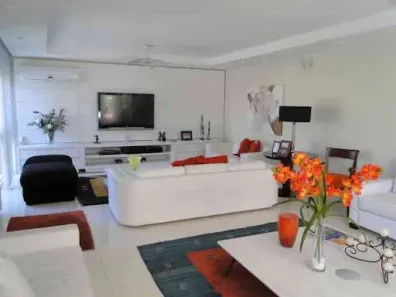 Casa com 3 Quartos à venda, 378m² no São Francisco, Niterói