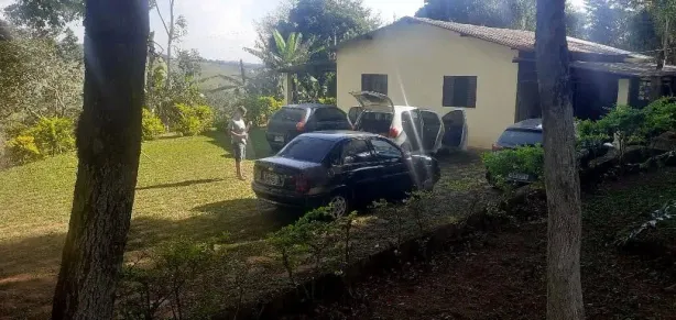 Fazenda/Sítio com 3 Quartos à venda, 25000m² no Centro, Itatiaiuçu