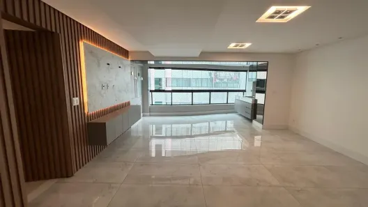 Apartamento com 4 Quartos para alugar, 208m² no Monteiro, Recife