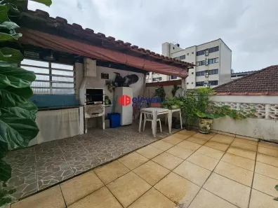 Sobrado com 4 Quartos à venda, 350m² no Vila Mathias, Santos