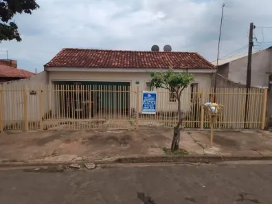 Casa com 2 Quartos à venda, 135m² no Parque das Primaveras, Marília