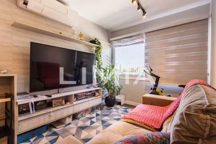 Apartamento com 2 Quartos à venda, 61m² no São Sebastião, Porto Alegre