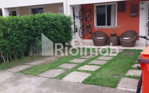 Casa de Condomínio com 3 Quartos à venda, 85m² no Vargem Pequena, Rio de Janeiro