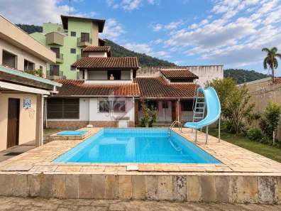Casa com 3 Quartos à venda, 278m² no Sumaré, Caraguatatuba