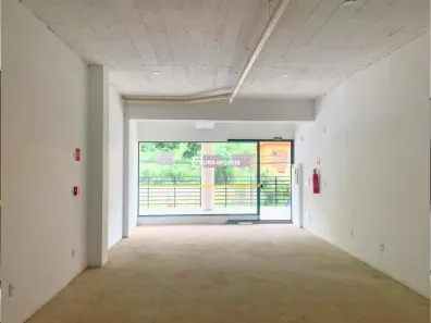 Ponto Comercial à venda, 60m² no São Pedro, Juiz de Fora