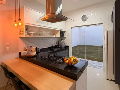 Casa com 3 Quartos à venda, 97m² no Jardim Europa, Uberlândia