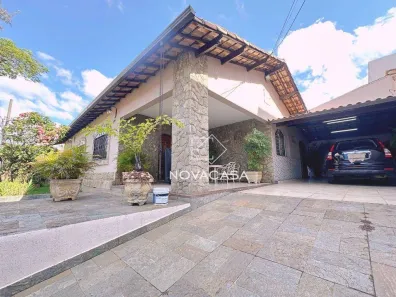 Sobrado com 3 Quartos à venda, 249m² no Itapoã, Belo Horizonte