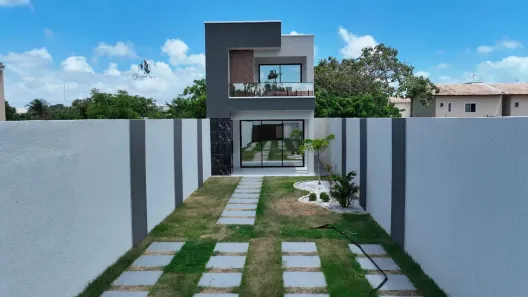 Sobrado com 4 Quartos à venda, 136m² no Tamatanduba, Eusébio
