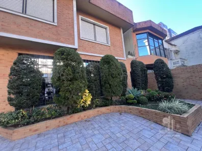 Casa com 4 Quartos à venda, 450m² no Gonzaga, Santos